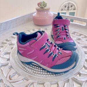MERRELL Girls Hiking Shoes